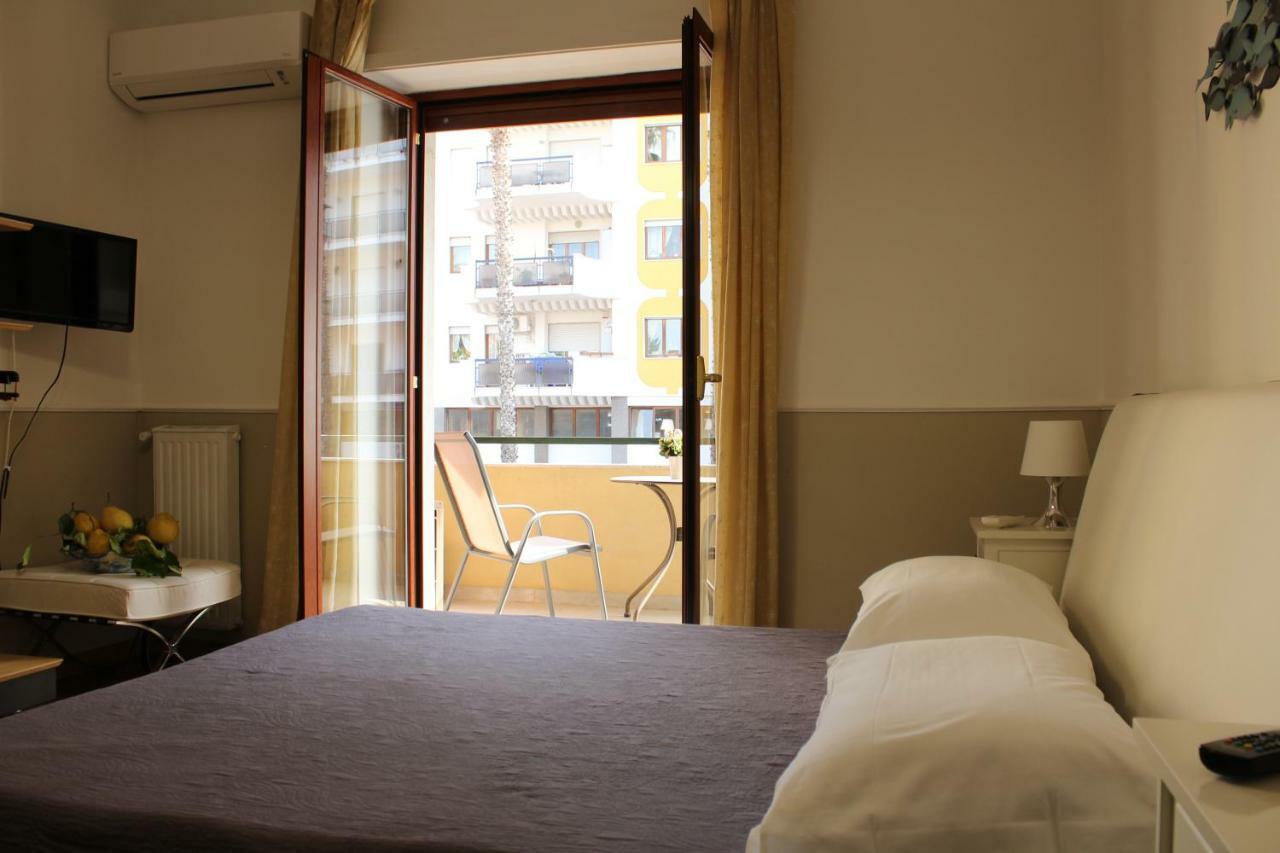 Lemon Rooms Sorrento Exterior foto